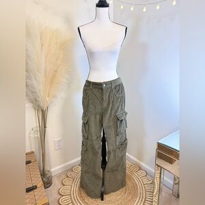 🌾 Cotton On Cord Cargo Jeans in Olive